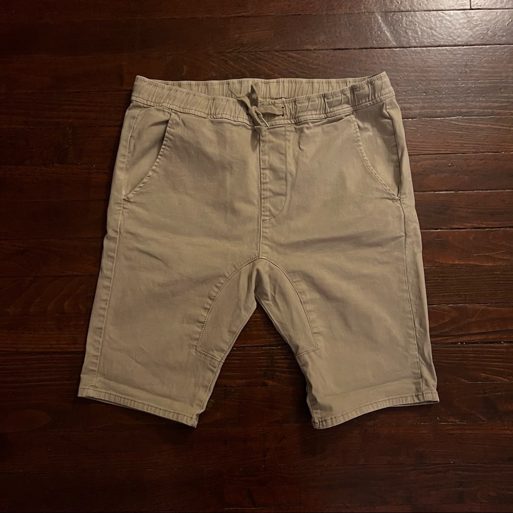 Light tan khaki shorts